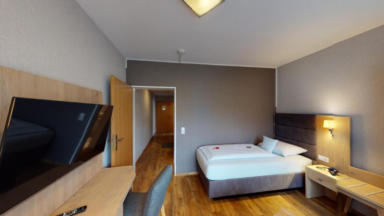 Sporthotel Zum Hohen Eimberg 4*